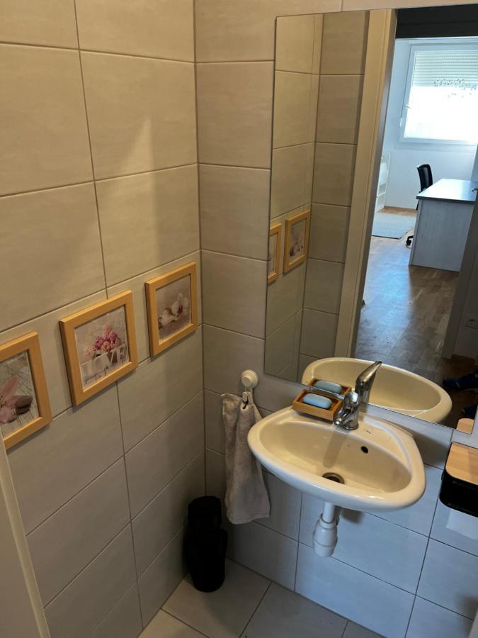 Апартаменти Apartman Vanesa Спліт Екстер'єр фото